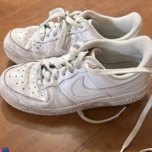 Nike Women's White Athletic Shoes